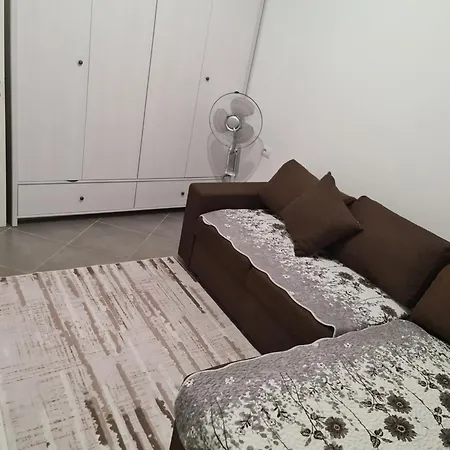 Gjiri Lalzit San Pietro *