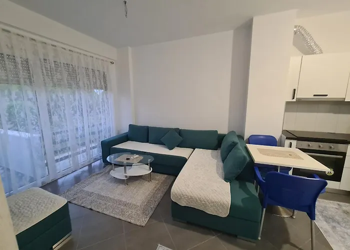 Appartamento Gjiri Lalzit San Pietro *